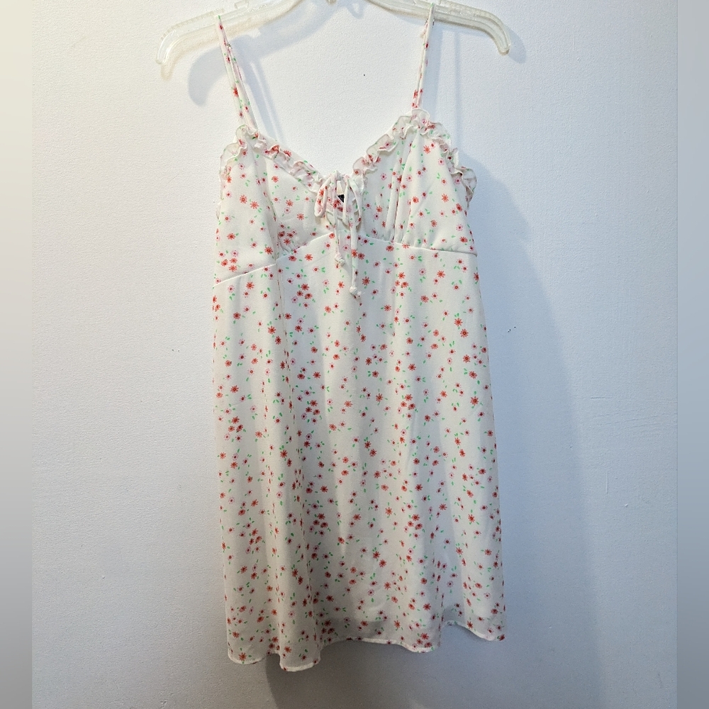 Wild Fable Mini BABYDOLL Dress Ruffle Trim White Pink Floral Women's Large